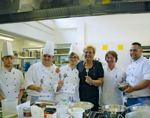 Gruppenbild. Foto: reklamezone.de