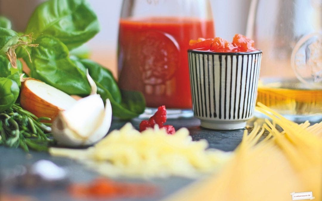 Nudeln mit Bolognesesoße