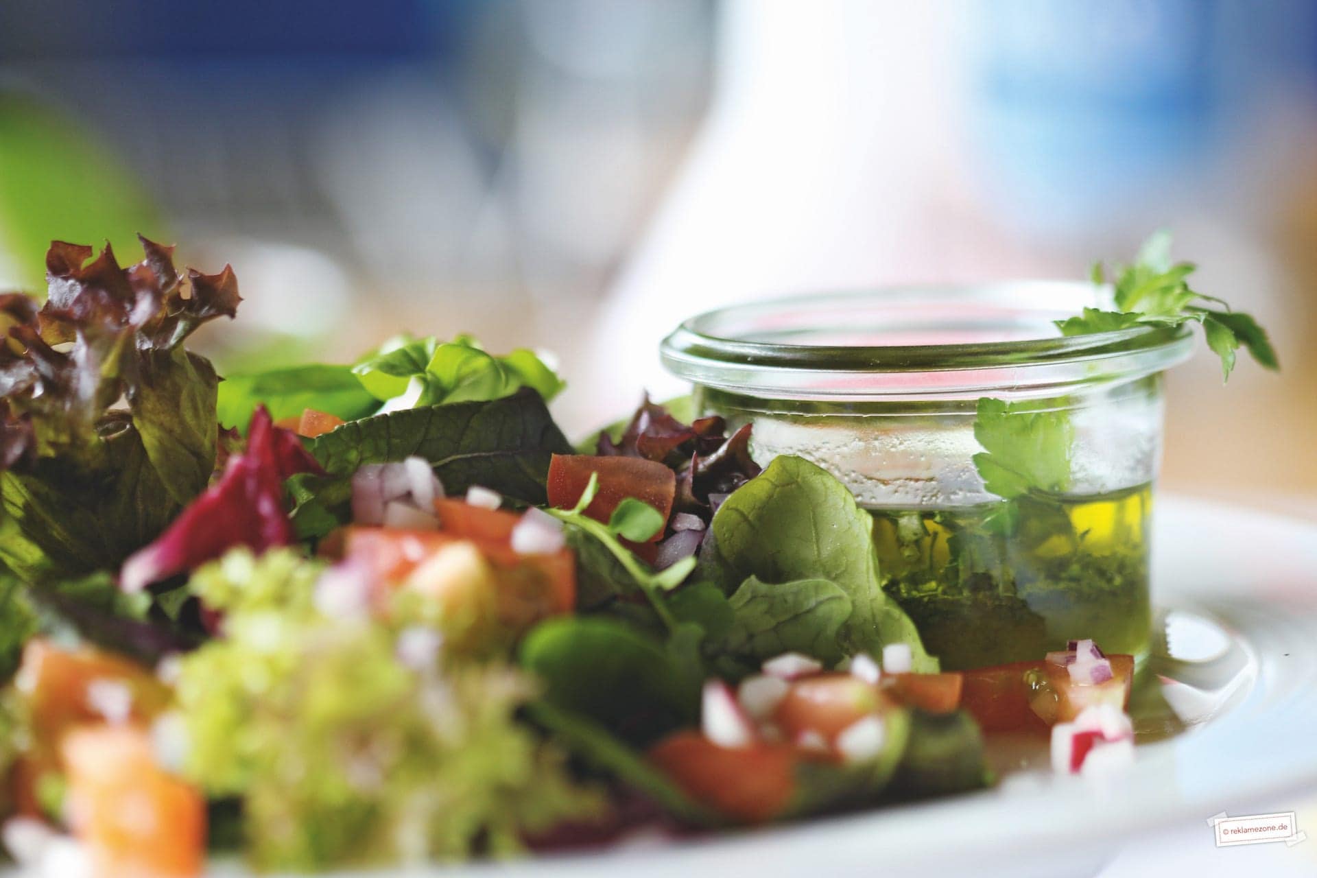 Salatdressing, einfach und schnell - Foto: reklamezone.de