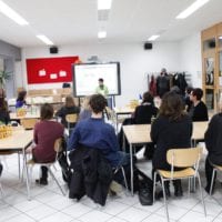 Kreis und Kreissparkasse übergaben 150 Kochbücher an EWA-Schulen